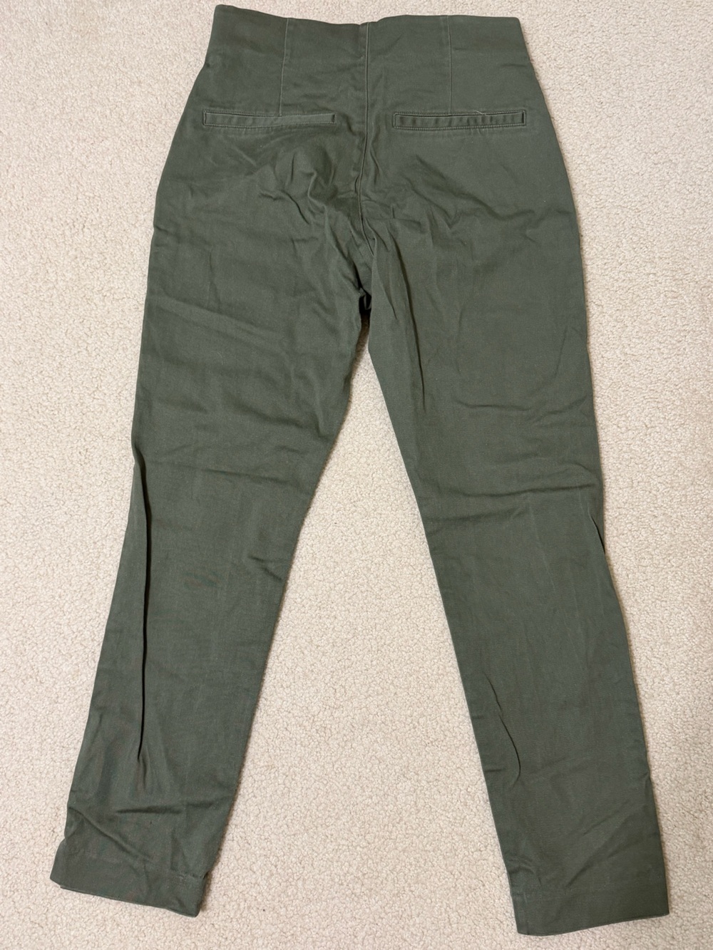 Old Navy women’s Olive Chino Pants